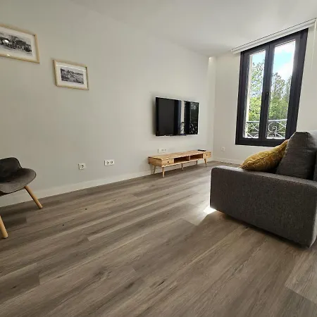 R2R - Precioso Apartamento En Zona Exclusiva - 1A105 Apartman
