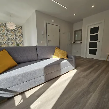 Apartman R2R - Precioso Apartamento En Zona Exclusiva - 1A105 *